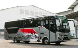 Ini Fitur-fitur Baru Bus Daimler Mercedes-Benz OF 917 Karoseri Laksana