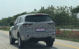 Isuzu MU-X Terbaru Tertangkap Kamera Tengah Uji Jalan di Tol Cipali