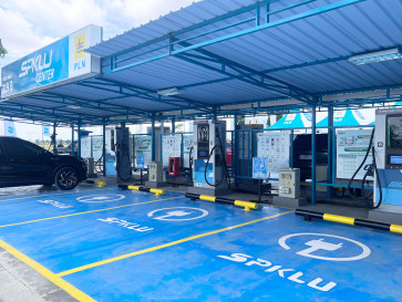 Jangan Panik, Ini Cara Mudah Mencari SPKLU di Jalur Mudik dan Wisata Saat Libur Nataru