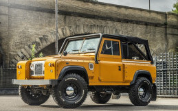 Kahn Automobiles Sulap Land Rover Lawas jadi Lebih Gahar