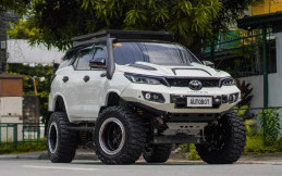 Modifikasi Toyota Fortuner Tampilan Gahar dan Fokus Racik Kaki-kaki