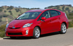Toyota Recall 807.000 Unit Prius karena Masalah Fatal
