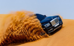 Magic Carpet Ride, Petualangan Rolls-Royce Cullinan Digeber di Gurun Arab Saudi