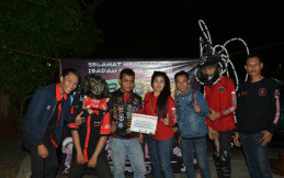 Honda BeAT Injection Jakarta (HBIJ) Berbagi Berkah Ramadan dengan Memberikan Takjil