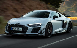 Audi R8 V10 GT RWD 2023, Model Terakhir Bermesin V10 