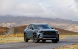 Mazda Perkenalkan CX-50 2025, Hadir dengan Varian Hybrid