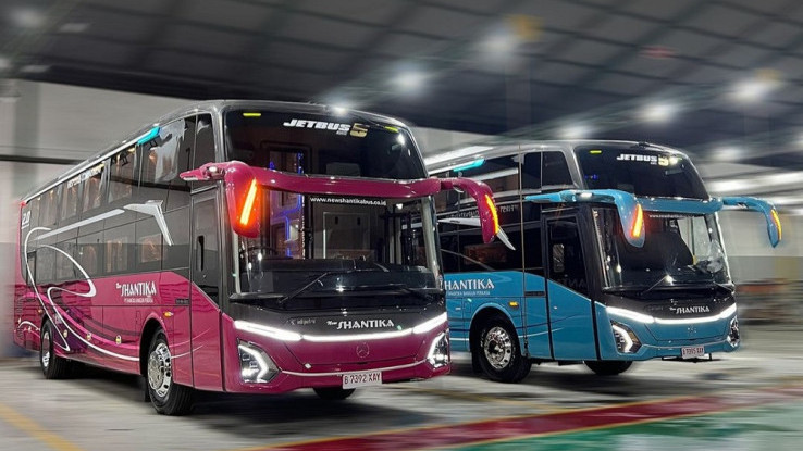 Bus Tentrem dan Adiputro, Sejarah Daimler Mercedes-Benz Indonesia