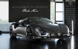 Alfa Romeo 33 Stradale Perla Nera: Supercar Langka Tampil di Museum