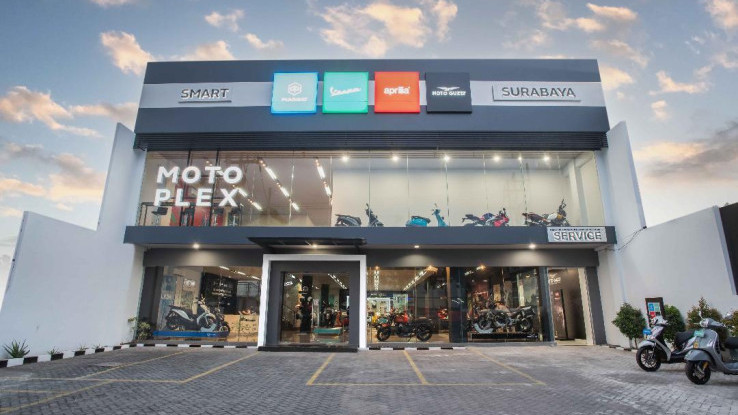 Piaggio Indonesia Buka Diler Motoplex Perdana di Surabaya
