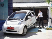 Sosialisasikan Mobil Listrik, Mitsubishi Kembangkan Teknologi Panel Surya di Sumba