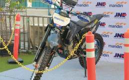 Artis Ini Bakal Geber KTM 690 Bareng Tim Indonesia di Ajang Balap AXCR 2019