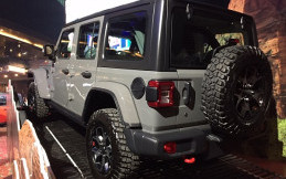  Ini Keunggulan Jeep Wrangler JL dari Segi Eksterior dan Interior