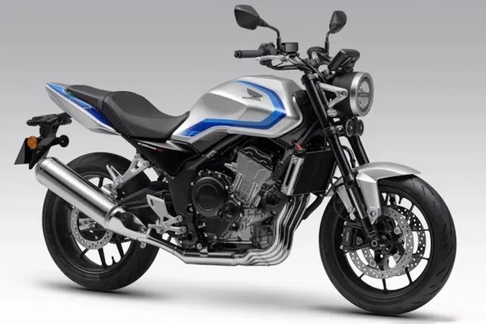 Honda CB500 Super Four Diperkenalkan, Dibekali Fitur E-Clutch