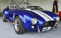 Shelby Cobra 427 Kit Car Ini Memakai Basis Toyota Crown