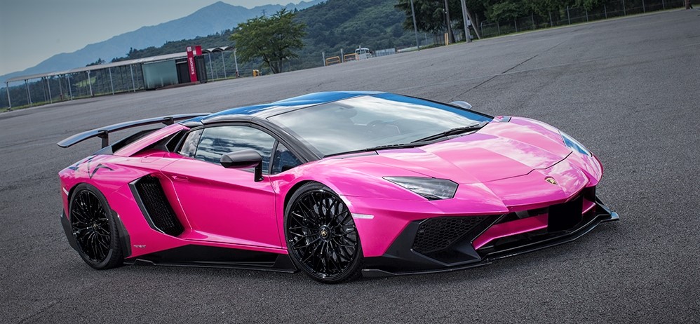 Liberty Walk Luncurkan Bodykit Feminin Lamborghini Aventador SV 