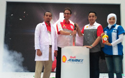 Shell Lubricants Indonesia Hadirkan Pelumas Khusus Mesin Motor Skuter Matic (skutik)