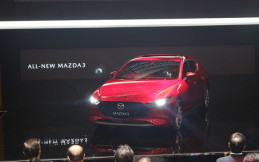 EMI Rilis Harga All New Mazda3 dengan Banderol Mulai Rp489,8 Juta