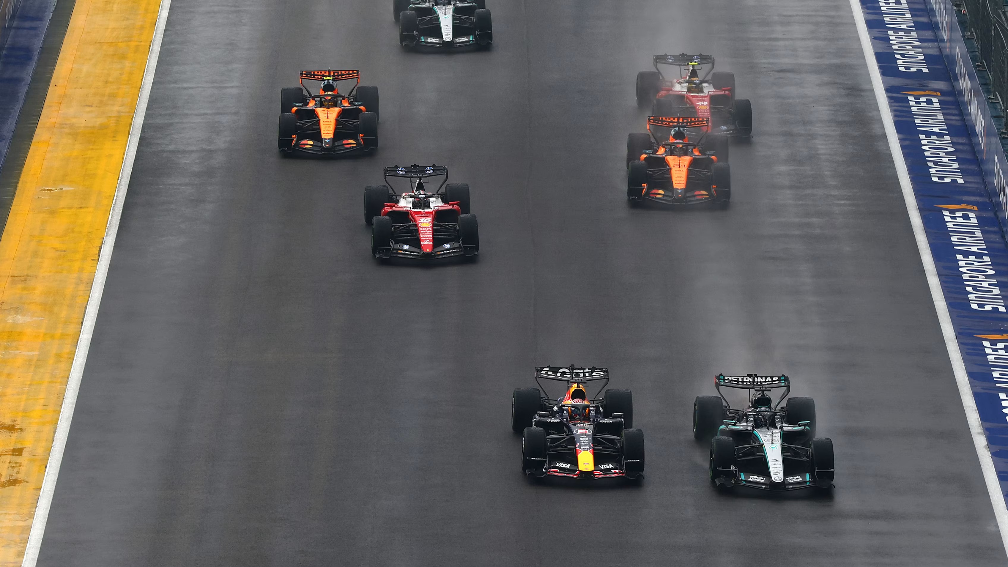 Max Verstappen Menang Balapan Sprint di F1 Singapura 2026