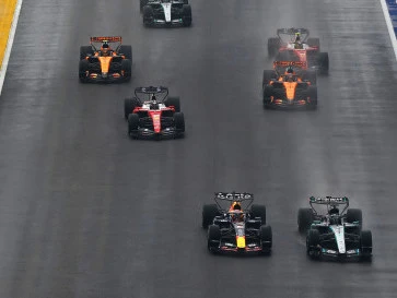 Max Verstappen Menang Balapan Sprint di F1 Singapura 2026