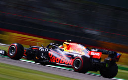 Jelang F1 Inggris, Sergio Perez Start dari Pit Lane Hingga George Russel Kena Hukuman