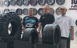 Elangperdana Tyre Industry Perkenalkan Ban Accelera dan Forceum Terbaru di IIMS 2024