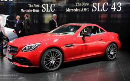 Mercedes-AMG SLC 43 Munculkan Energi Murni 