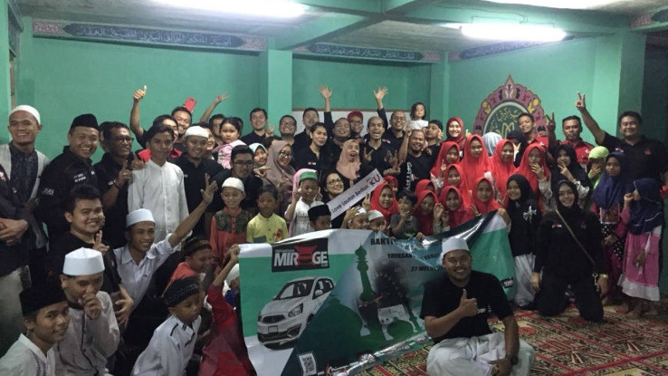 70 Member IMEC Jabodetabeka Meriahkan Baksos dan Bukber