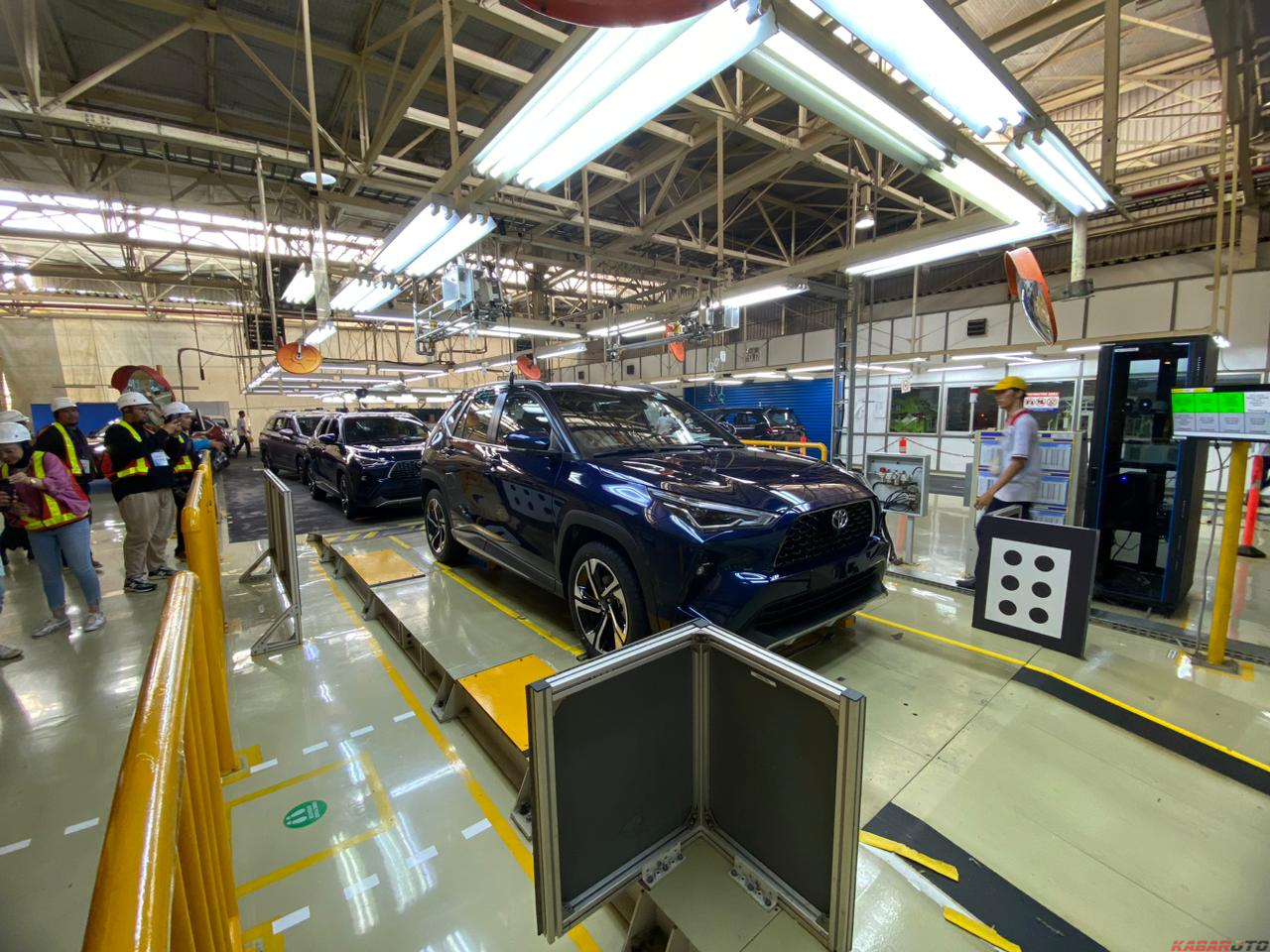 Toyota Cetak Sejarah Produksi 300 Juta Unit Mobil Secara Global