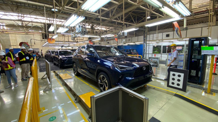 Toyota Cetak Sejarah Produksi 300 Juta Unit Mobil Secara Global