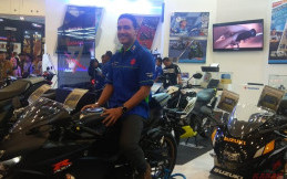 Heboh... Ada Hamish Daud di Booth Motor Suzuki GIIAS 2019 