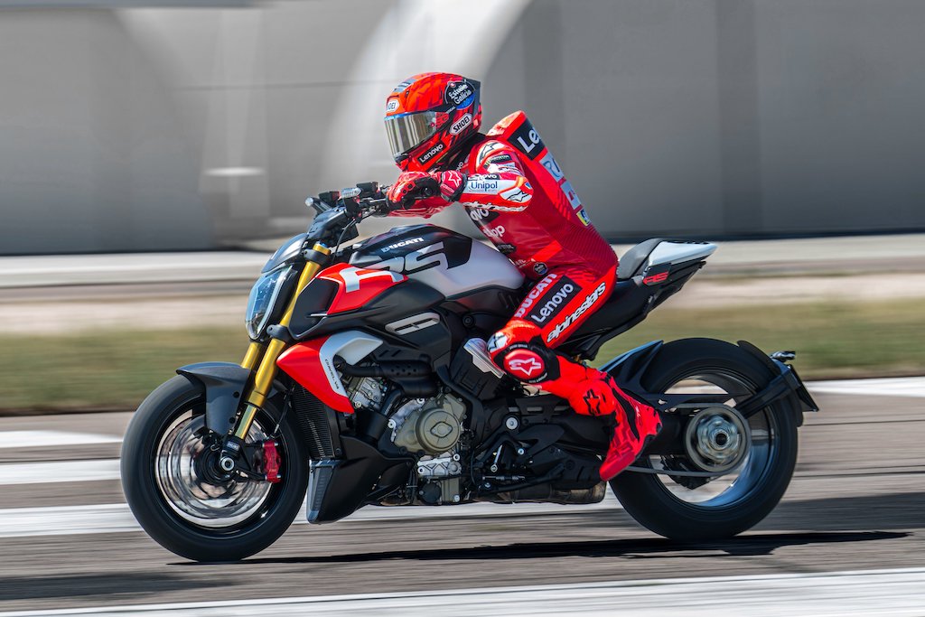 Ducati Diavel V4 RS Digeber Marc Marquez Tembus di Bawah 3 Detik!