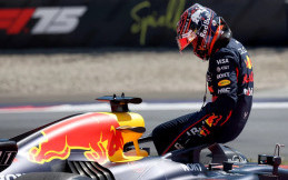 Max Verstappen Dikabarkan Hampir Bergabung ke Mercedes