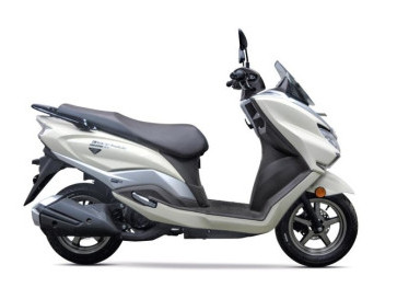 Penyegaran Suzuki Burgman Street EX, Kini Dibanderol Rp19 Jutaan