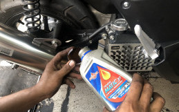 Keuntungan Mengganti Oli Mesin Secara Rutin