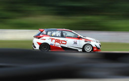 Dominasi Podium Balap JSTC dan ITCR, Toyota Team Indonesia Tampil Beringas di ISSOM 2019 Seri 5