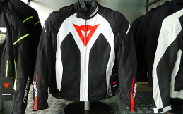 Bikers, Begini Caranya Merawat Jaket Motoran