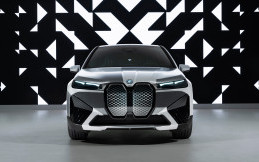 BMW iX Flow E Ink Teknologi Ubah Warna Tanpa Cat