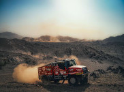 Profil Truk Iveco Powerstar Team De Rooy di Rally Dakar 2026