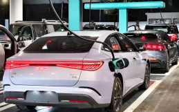 Seperti Pompa Bensin Modern, BYD Perkenalkan Teknologi Pengisian Daya Tercepat di Dunia