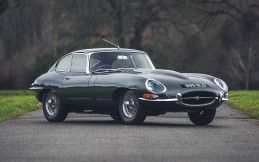 Lelang Mobil Istimewa, Jaguar E-Type Series 1