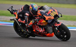 Brad Binder Jadi Pembalap utama Tim KTM Red Bull di MotoGP 2024