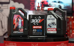 Motul Terus Berinovasi Hadirkan Pelumas Mobil Berkualitas