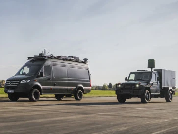 Mercedes-Benz Rilis G-Class dan Vans Taktis Perang Terbaru