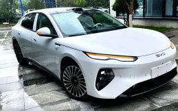 BYD Seal 08 Terungkap Jelang Peluncurannya di Cina