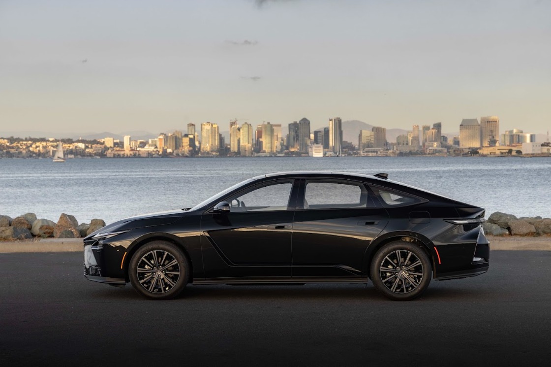 All-New Lexus ES Bakal Mendarat di Indonesia Bulan Juli 2026