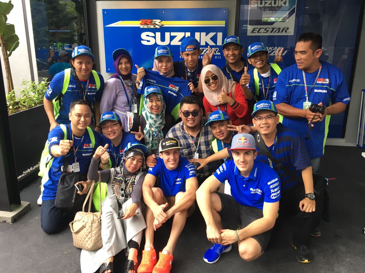 Demi Manjakan Konsumen Suzuki Ajak Nonton Langsung MotoGP di Sepang