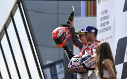 Kalahkan Marquez, Lorenzo Rajai MotoGP Austria   
