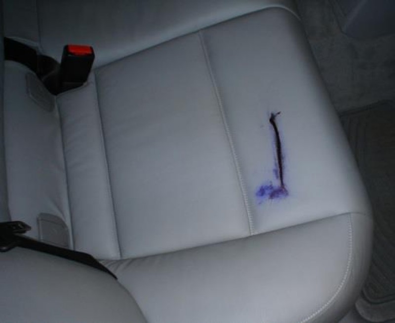 Waspada Jangan Sampai Noda Ini Ada Di Jok Kulit Mobil Anda