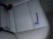Waspada Jangan Sampai Noda Ini Ada Di Jok Kulit Mobil Anda