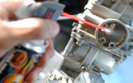 Bensin Membasahi Kolong Motor, Apa penyebabnya?